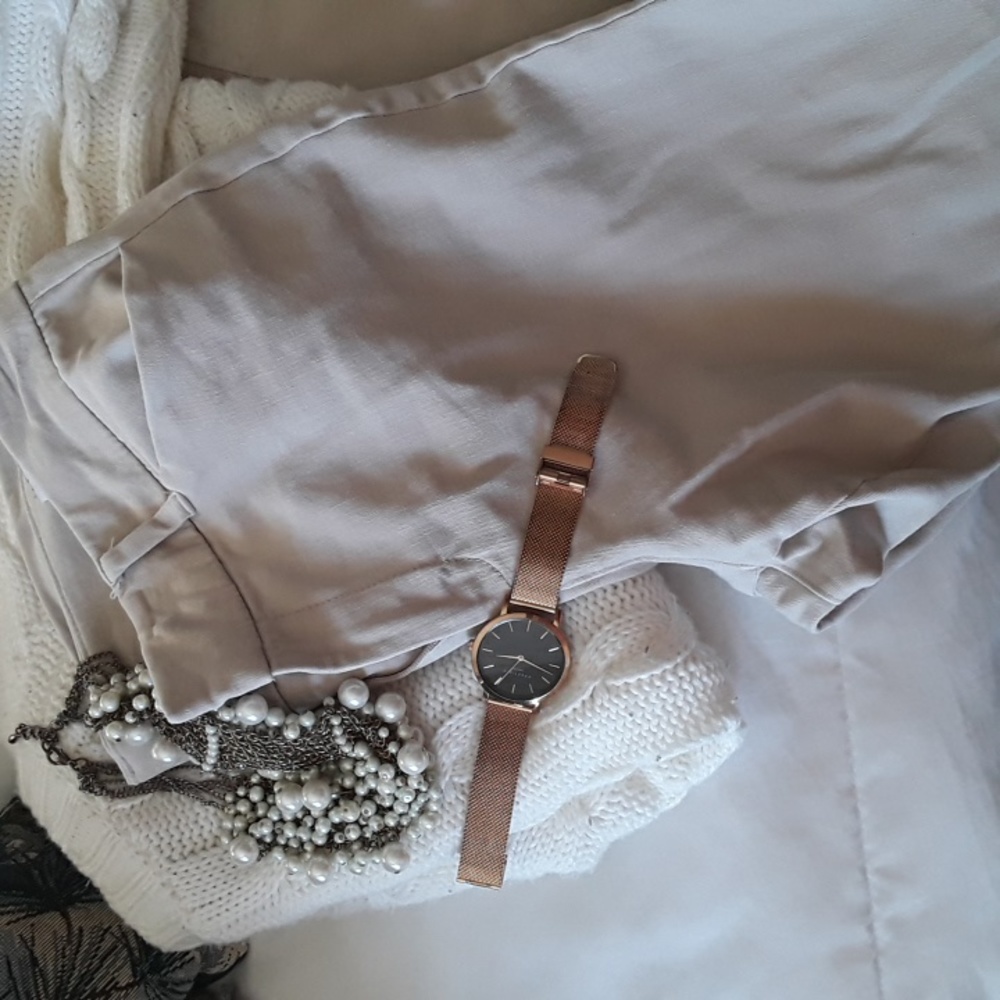 DONATED // Old Navy Khaki Pixie Pants